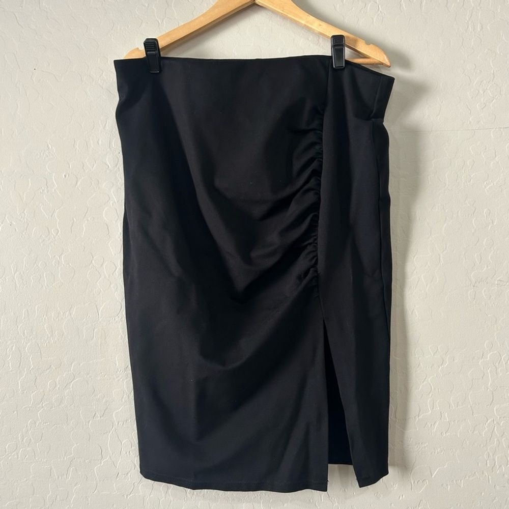 Torrid Black Ruched Side Slit Pencil Skirt Womens Plus 1 1X Office Professional
